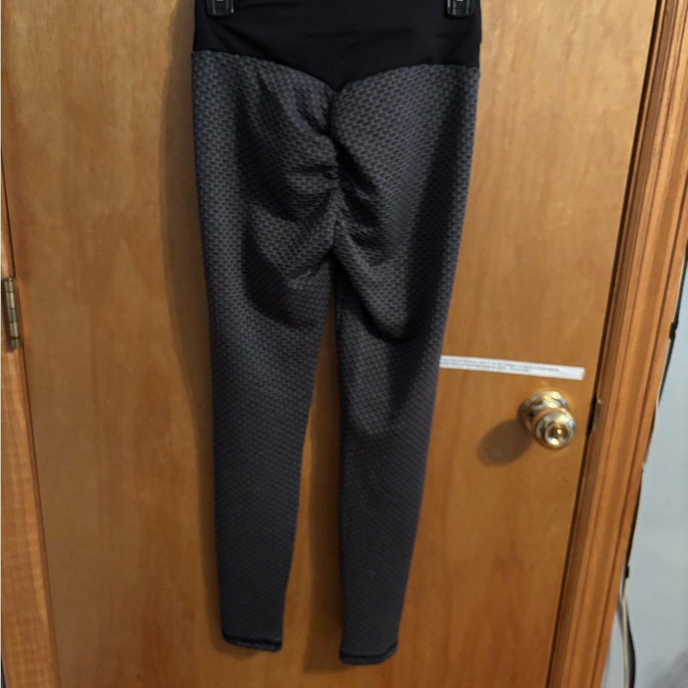 Black Athletic Leggings